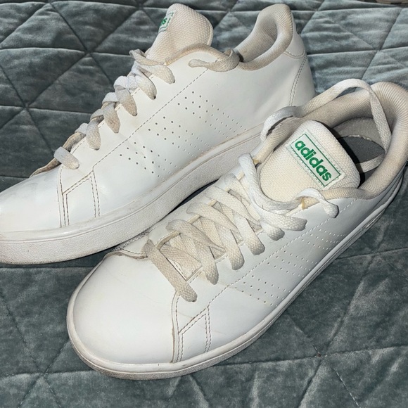 adidas Shoes - Adidas Advantage Women’s Sneakers White Green Size 8 Classic Casual Shoes